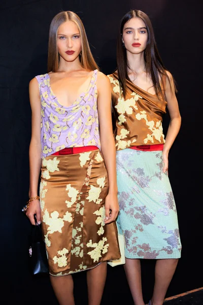 Look 19